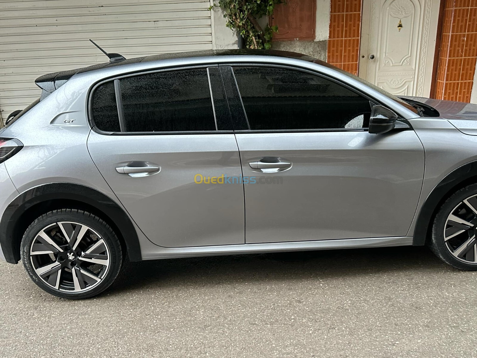 Peugeot 208 2023 gt