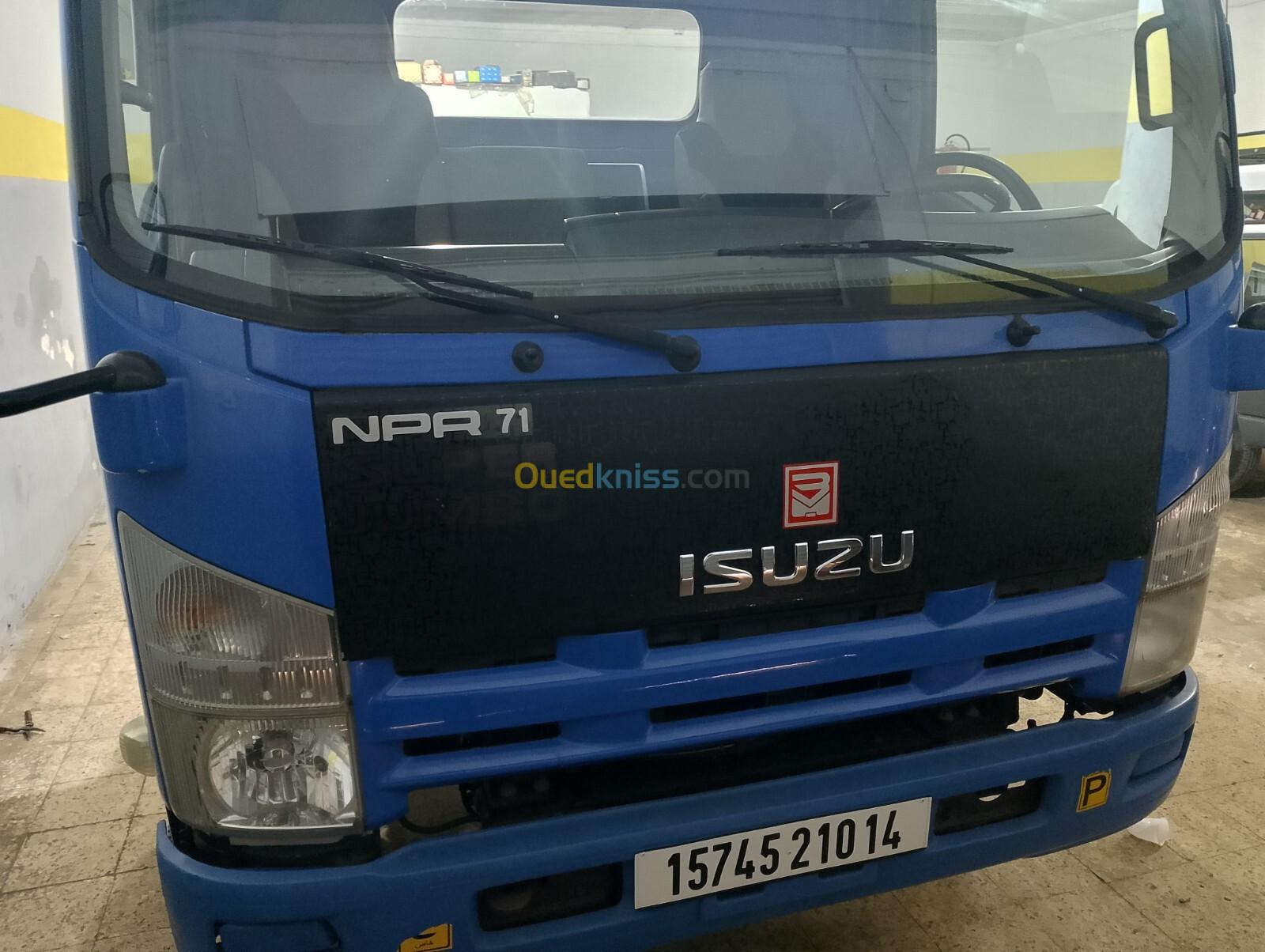 Npr71 Isuzu 2010