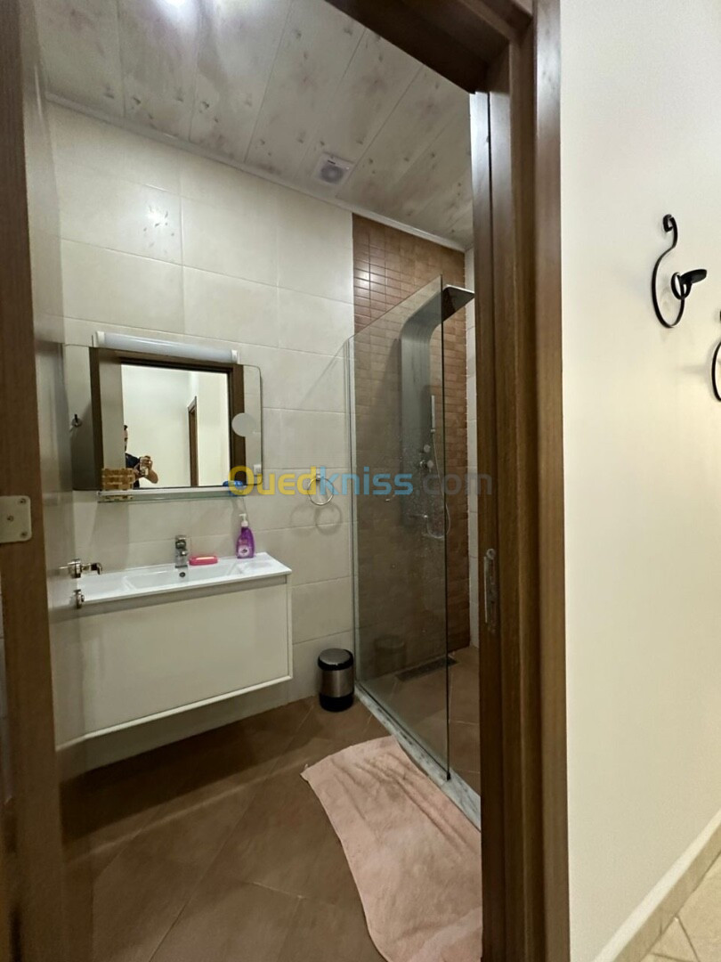 Vente Appartement F4 Alger Bordj el bahri