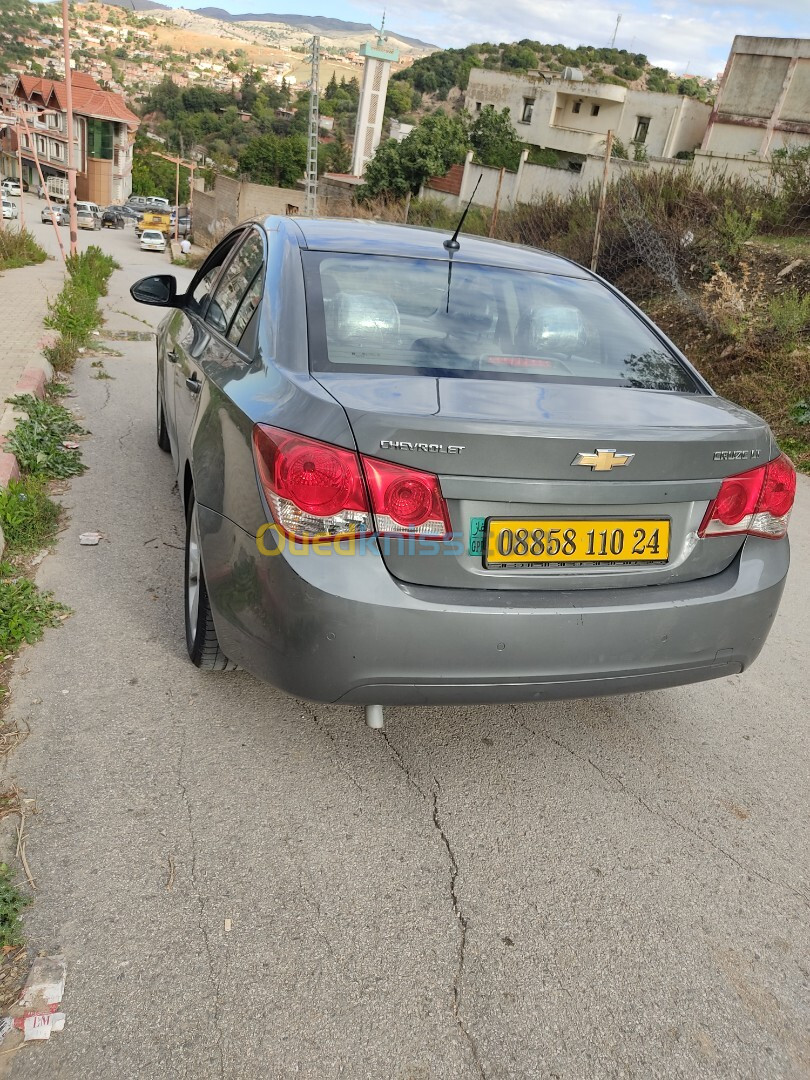 Chevrolet Cruze 2010 LT