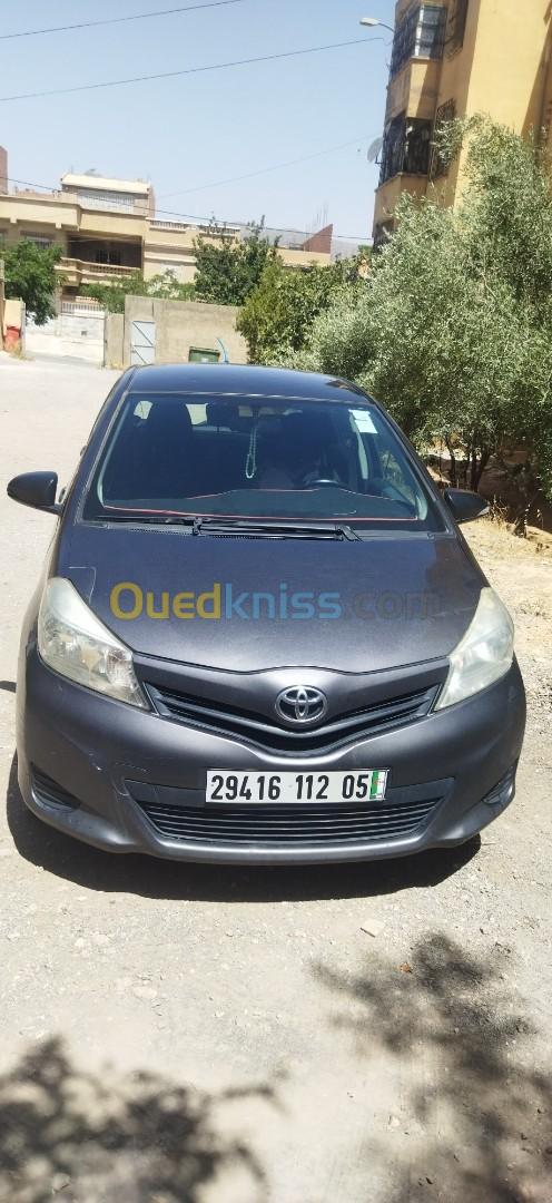 Toyota Yaris 2012 Demi confort