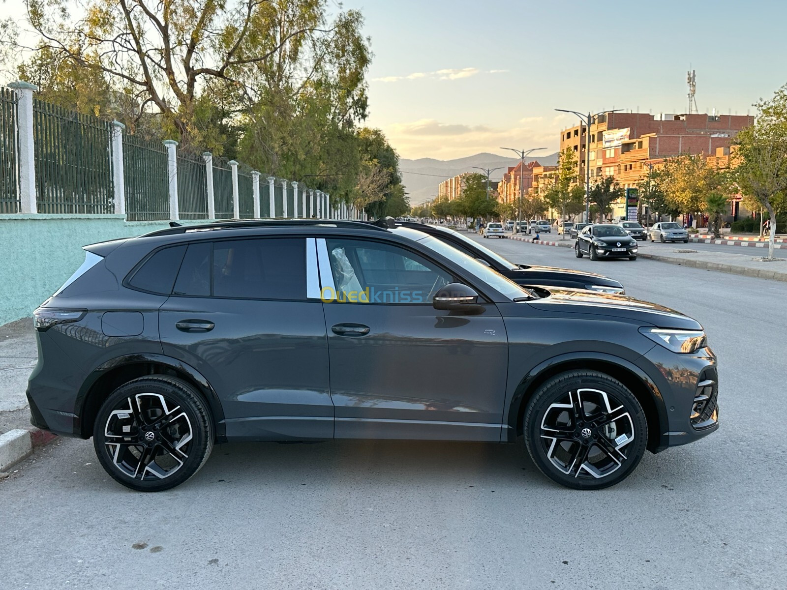 Volkswagen tiguan 2024 R line