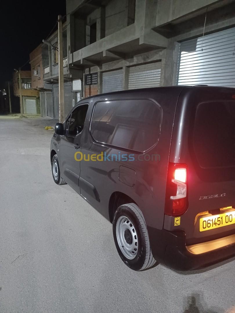 Fiat Doblo 2023 Active