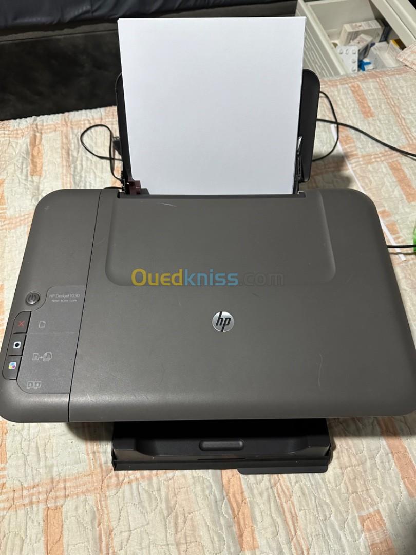 Photocopieuse et imprimantes HP deskjet 1050 