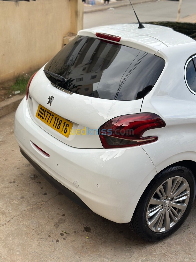 Peugeot 208 2018 Allure Facelift