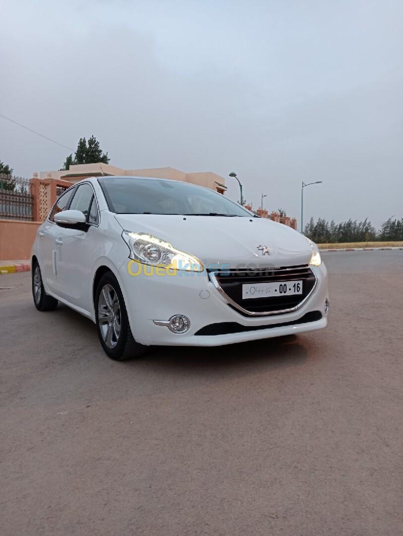 Peugeot 208 2014 Allure