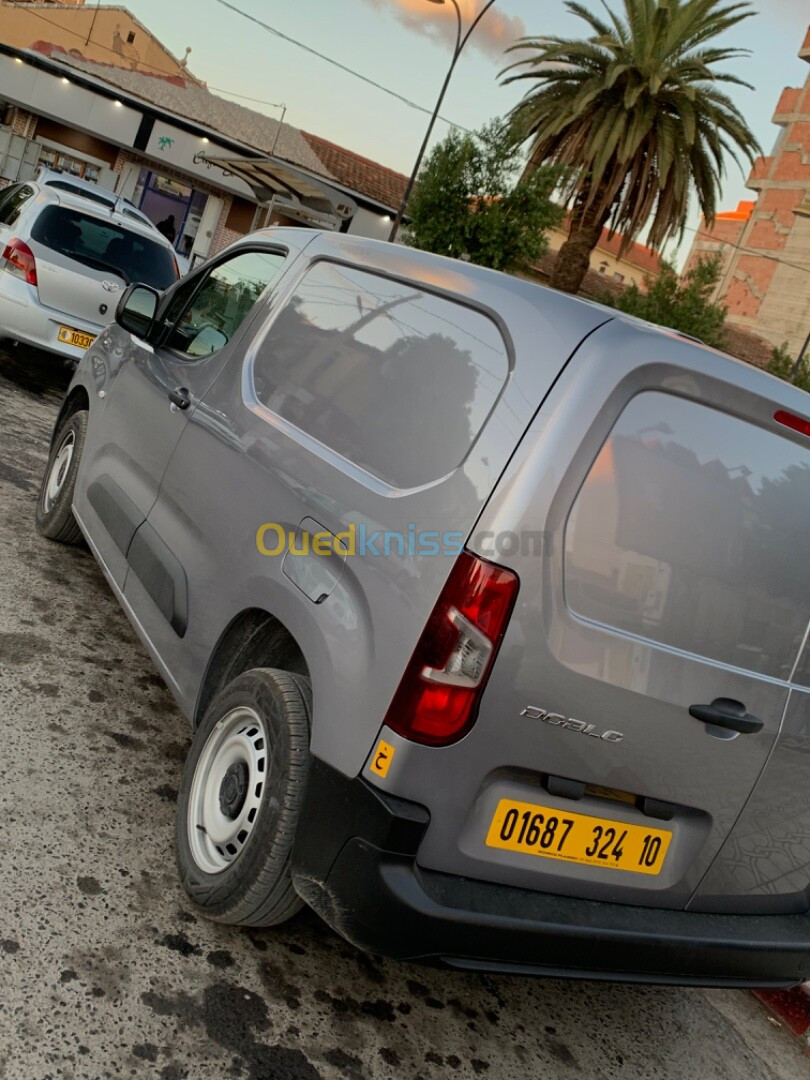 Fiat Doblo 2024 italien