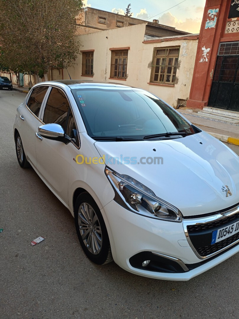 Peugeot 208 2018 Allure Facelift