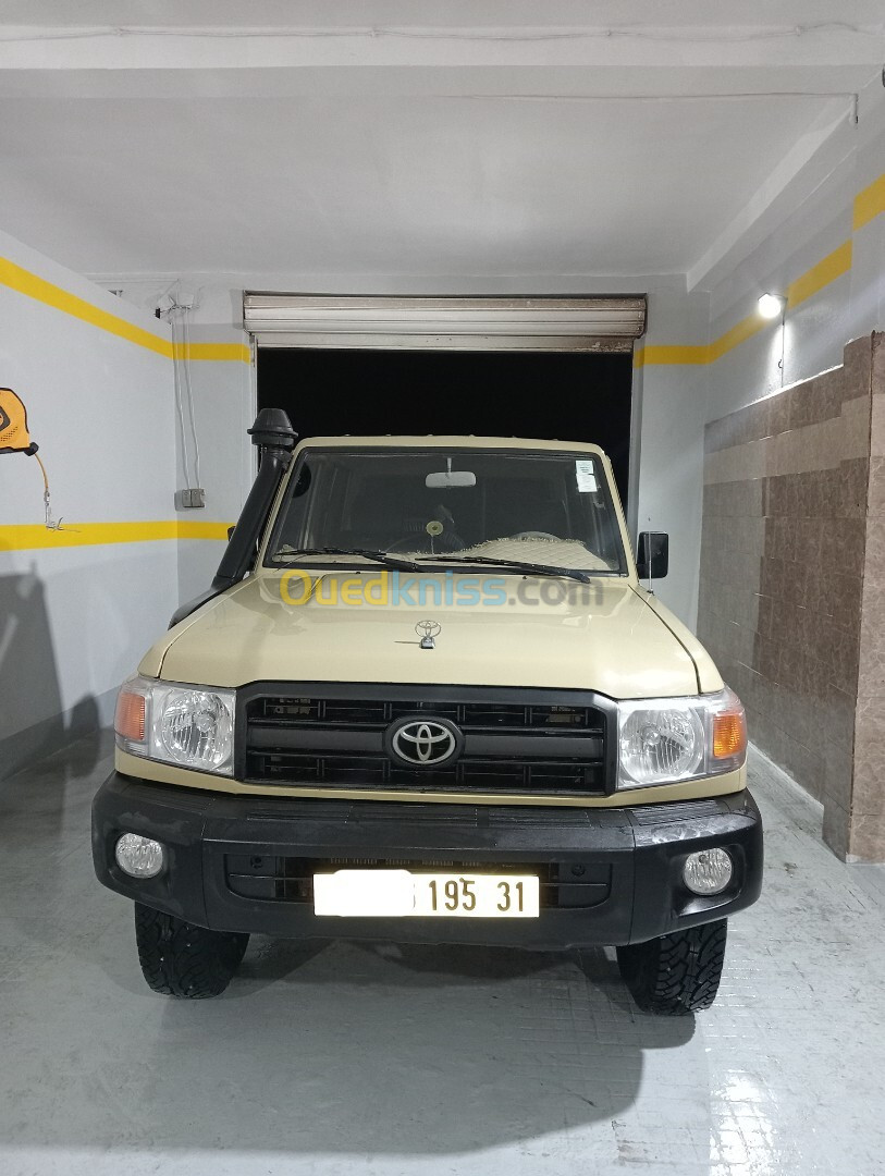 Toyota Land Cruiser 1995 Land Cruiser