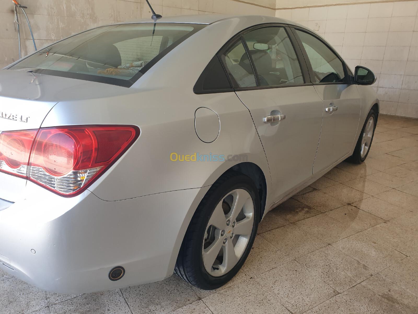 Chevrolet Cruze 2011 LT