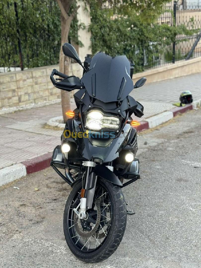 BMW .GS lc tribal black Far x 2022