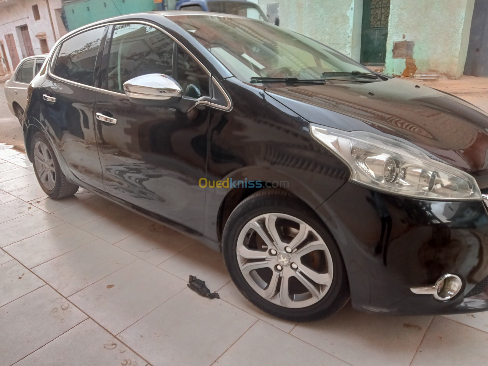 Peugeot 208 2015 Allure