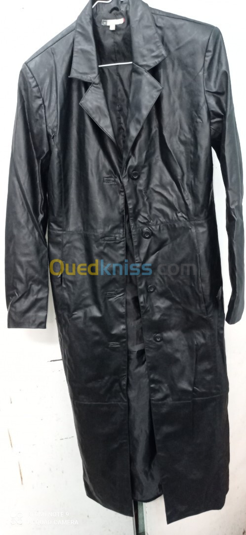 Manteau en cuir pour femmes taille 38 venu de France 