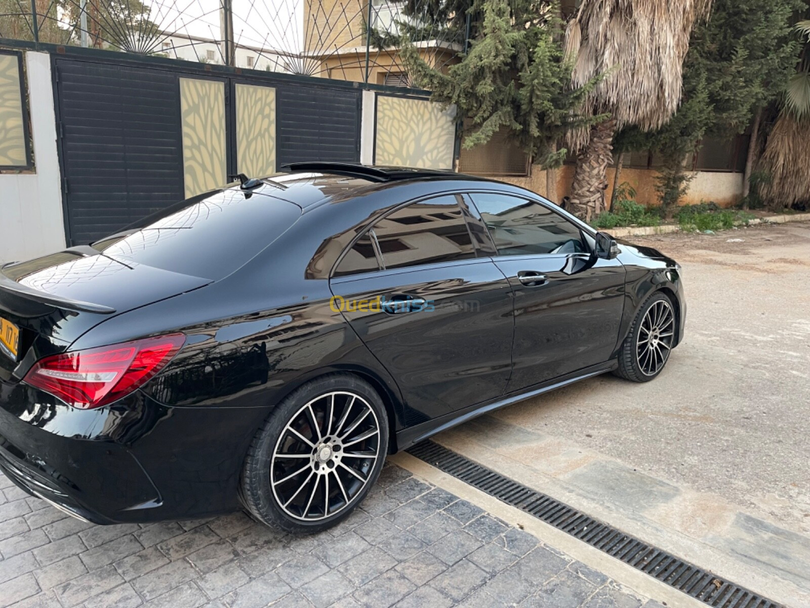 Mercedes CLA 2017  Coupé Edition One