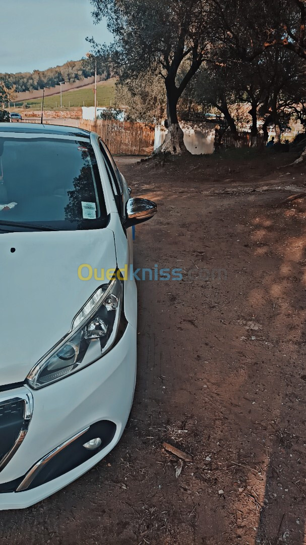 Peugeot 208 2019 Allure Facelift