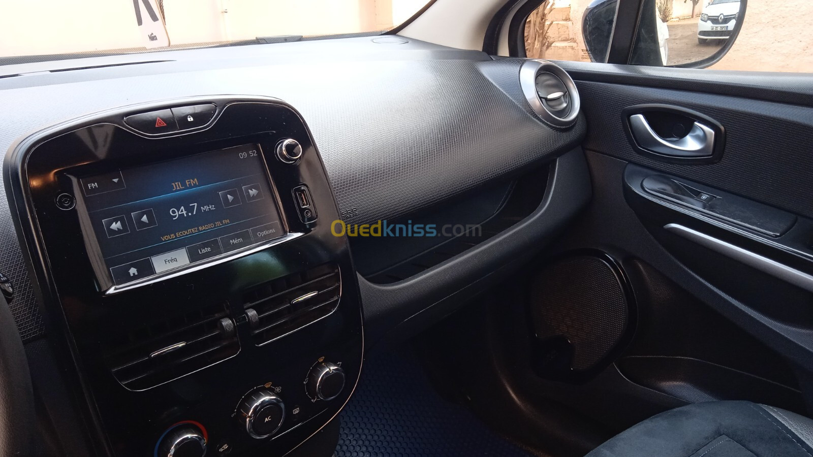 Renault Clio 4 2016 Limited 2