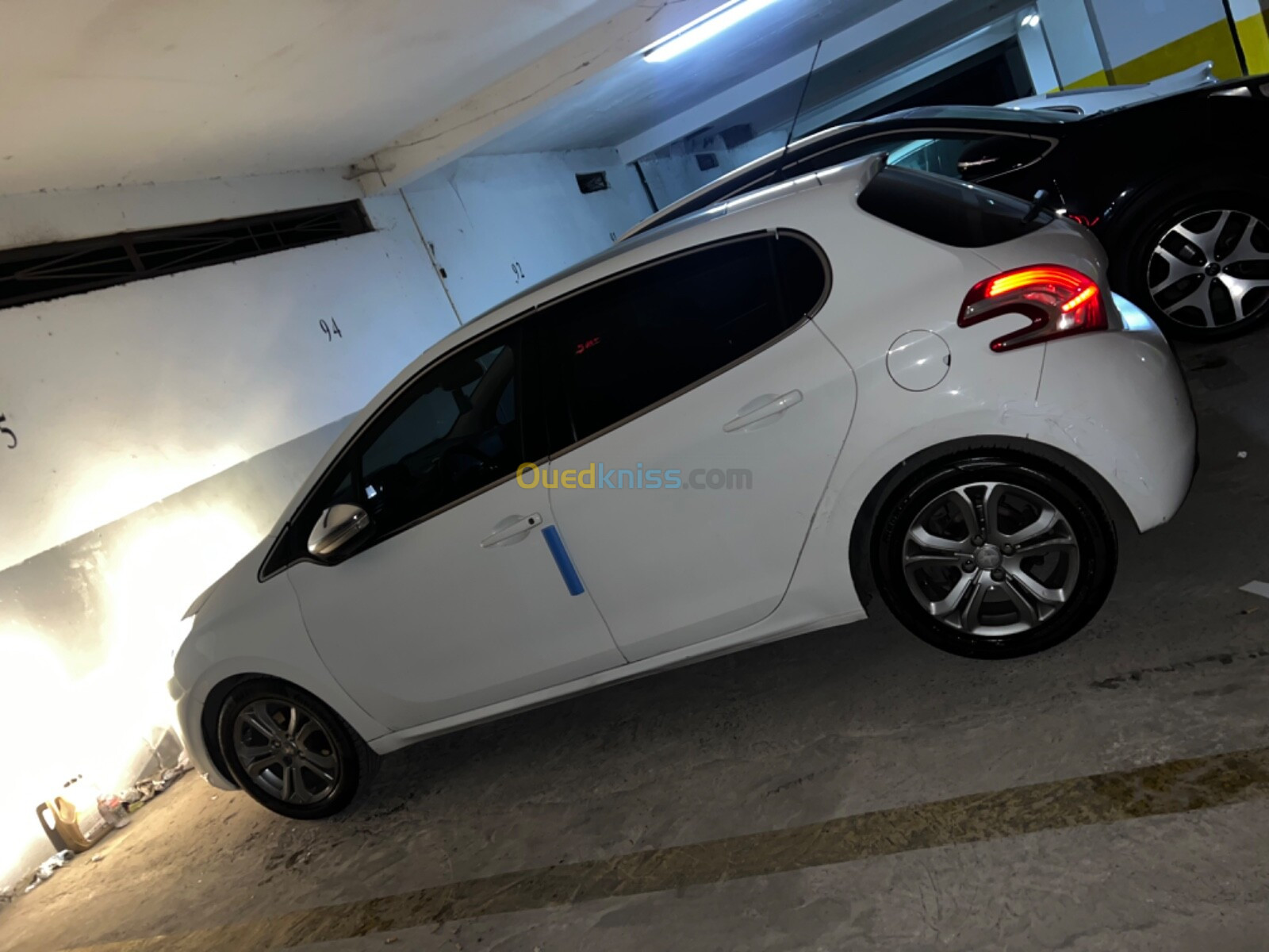 Peugeot 208 2015 Allure