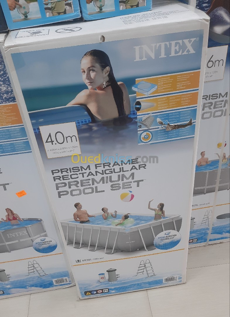 Piscines et aires des jeux 