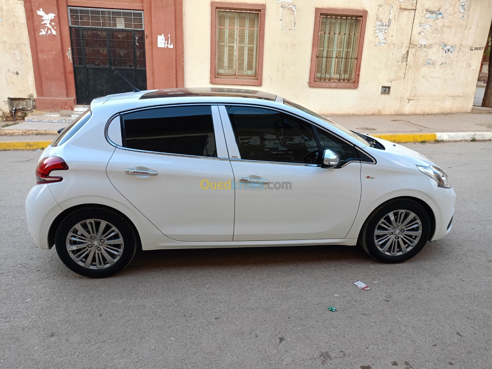 Peugeot 208 2018 Allure Facelift