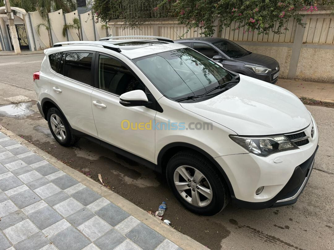 Toyota RAV4 2014 Premium