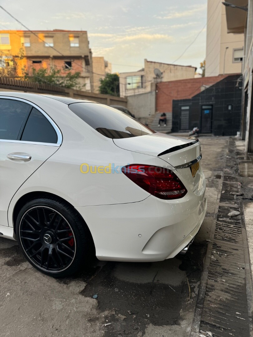 Mercedes Classe C 2016 220 AMG Line