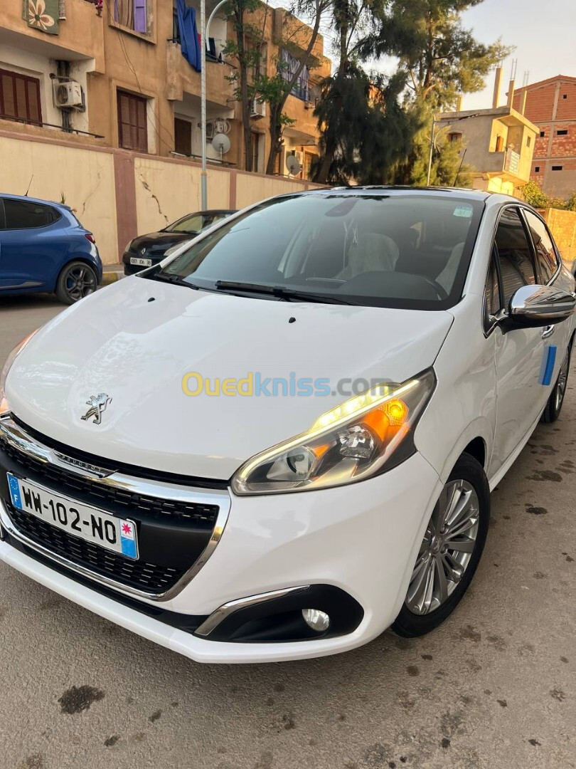 Peugeot 208 2016 Allure Facelift