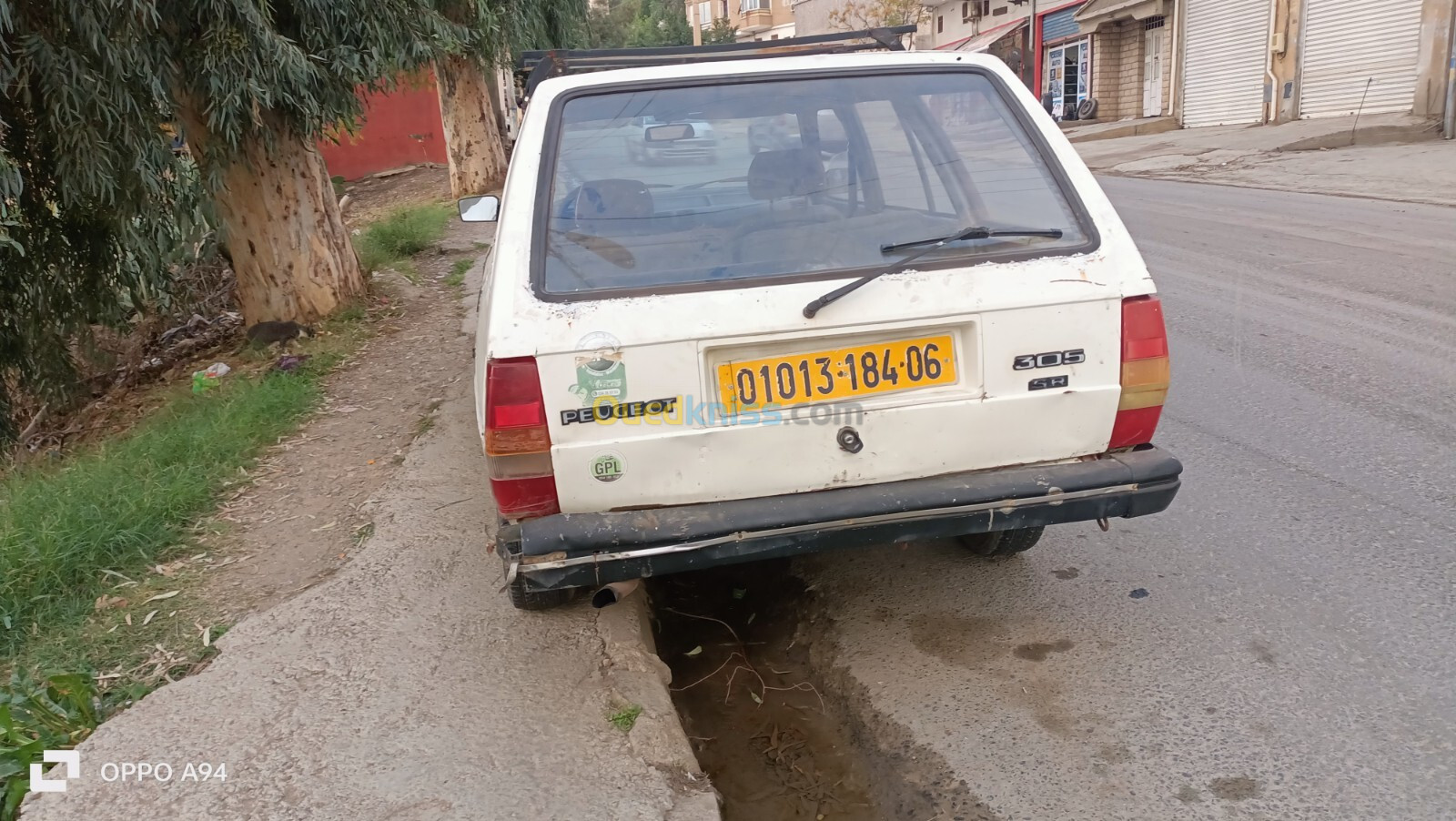 Peugeot 305 1984 305