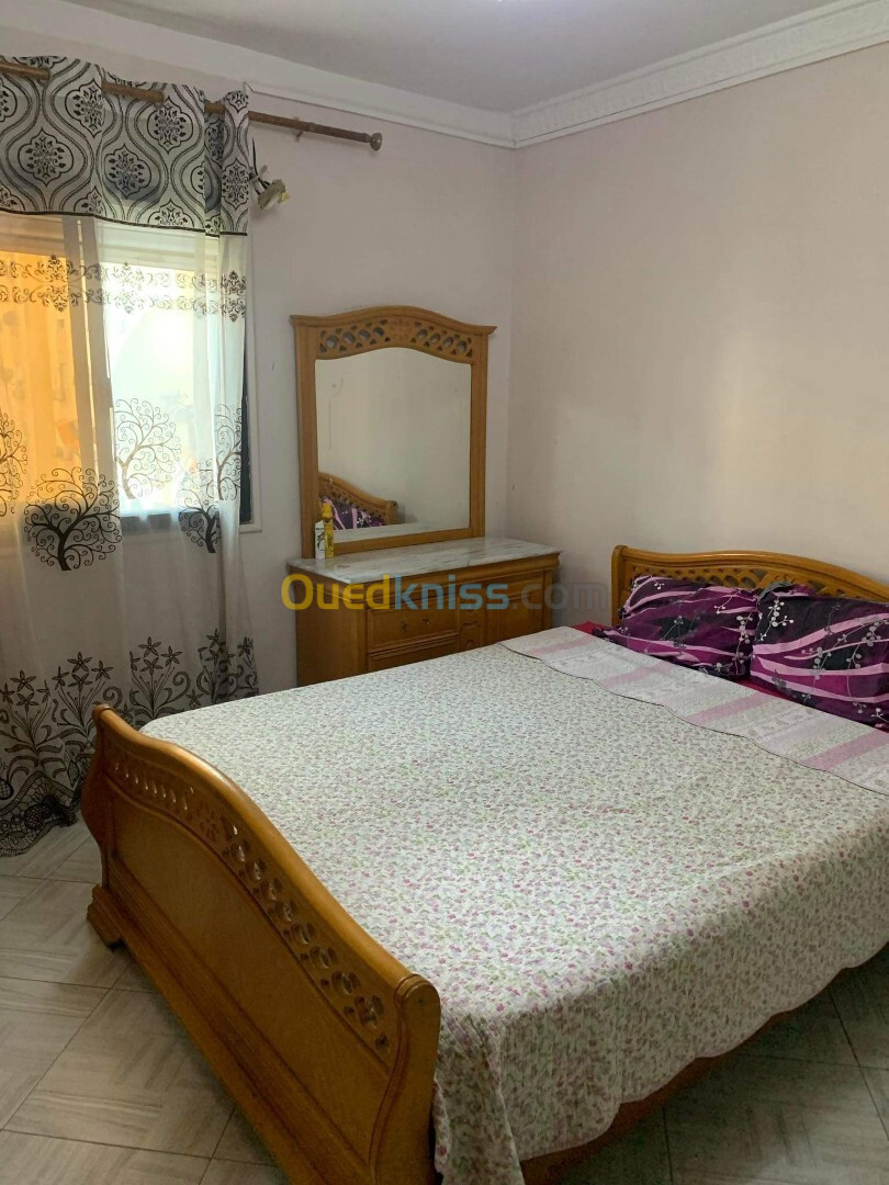 Location Appartement F4 Alger Bordj el bahri