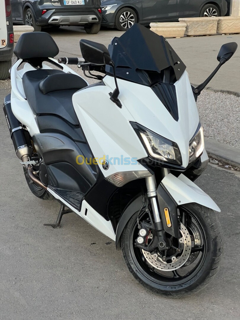 Yamaha Tmax iron 1 2015