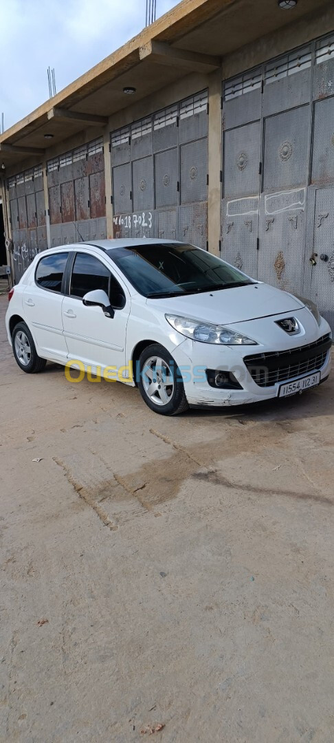 Peugeot 207 2012 