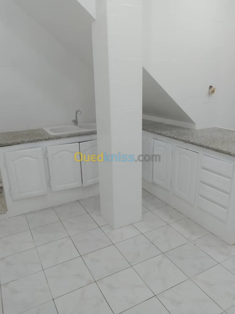 Location Niveau De Villa F3 Alger Cheraga