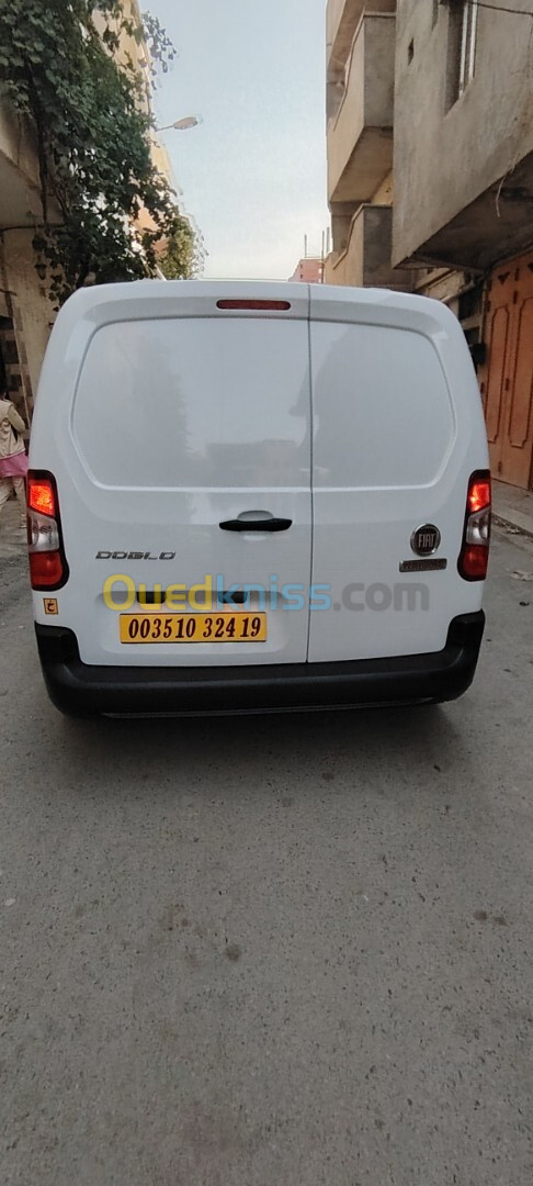 Fiat Professional doblo 2024 Italie