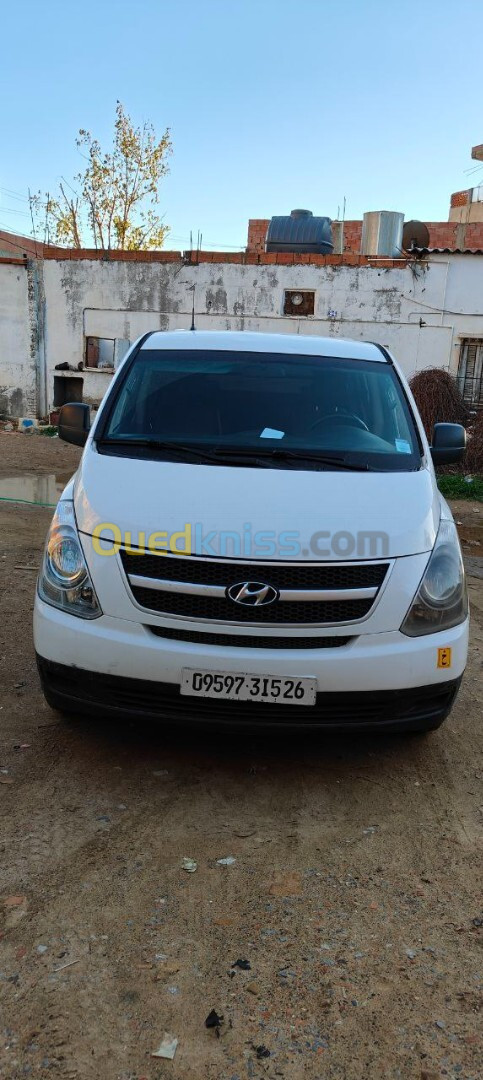 Hyundai H1 2015 Vitré 6 places