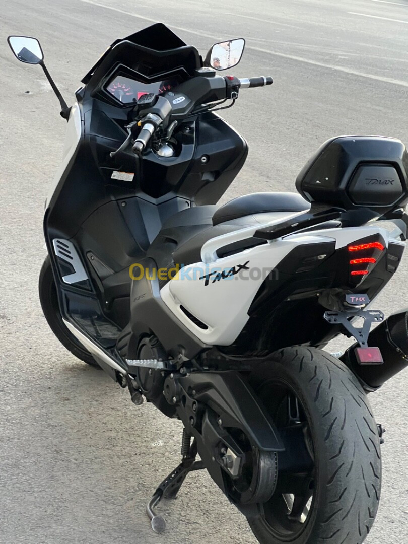 Yamaha Tmax iron 1 2015