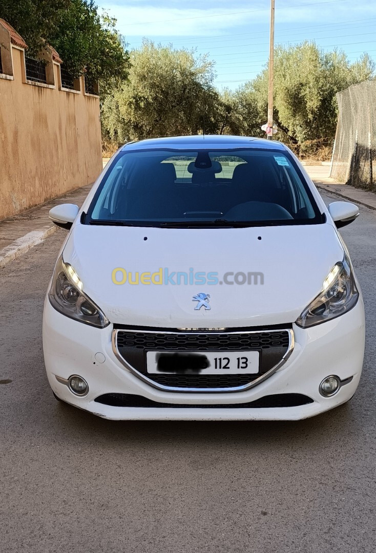 Peugeot 208 2012 Allure