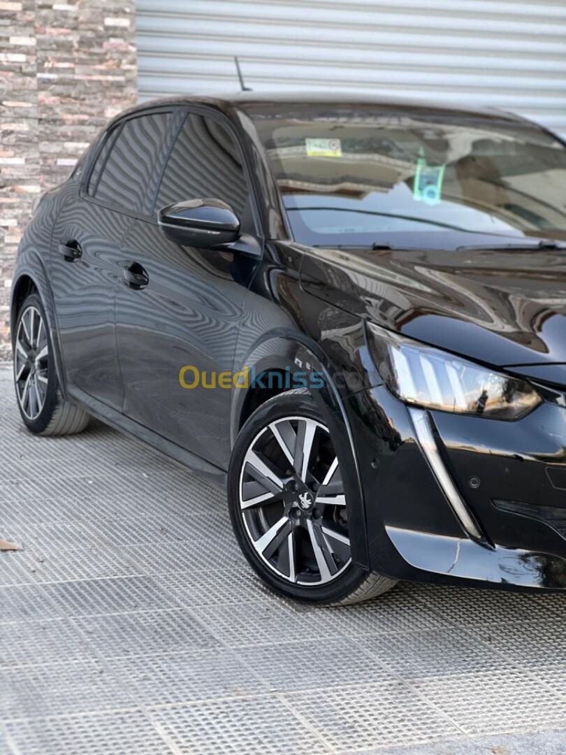 Peugeot 208 2021 GT Line