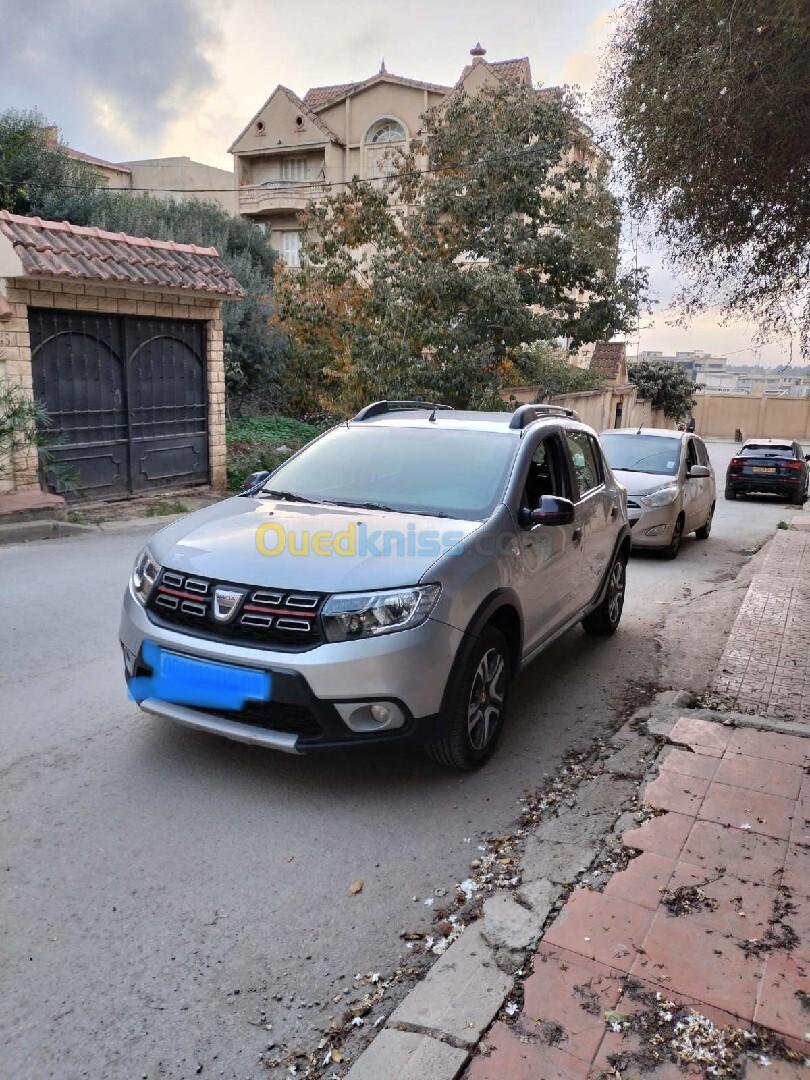 Dacia Sandero 2019 Stepway techroad dci