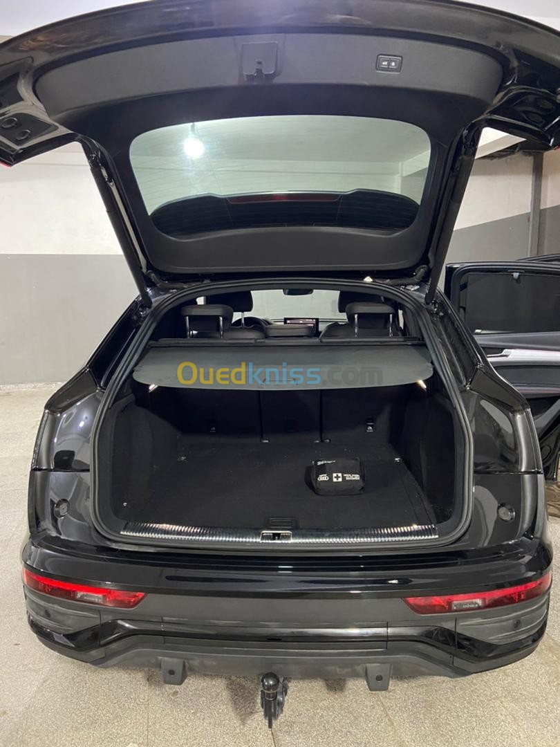 Audi Q5 2023 S line Quatro