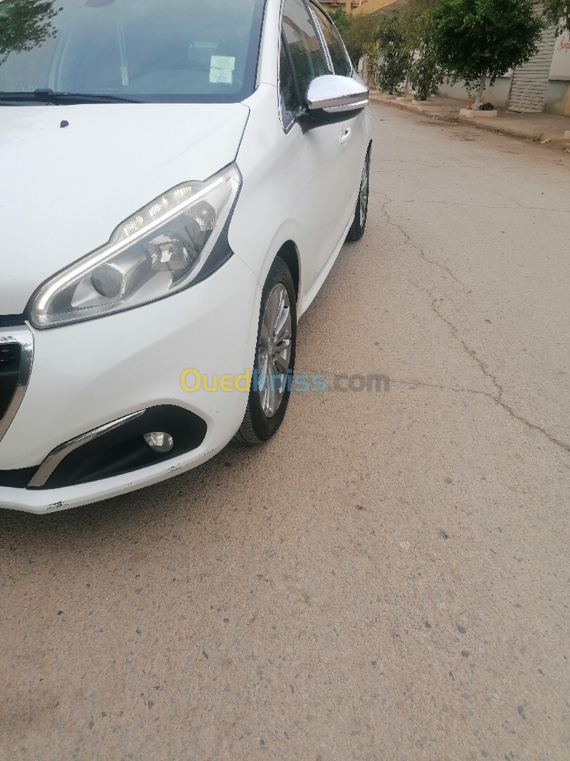 Peugeot 208 2018 Active Facelift