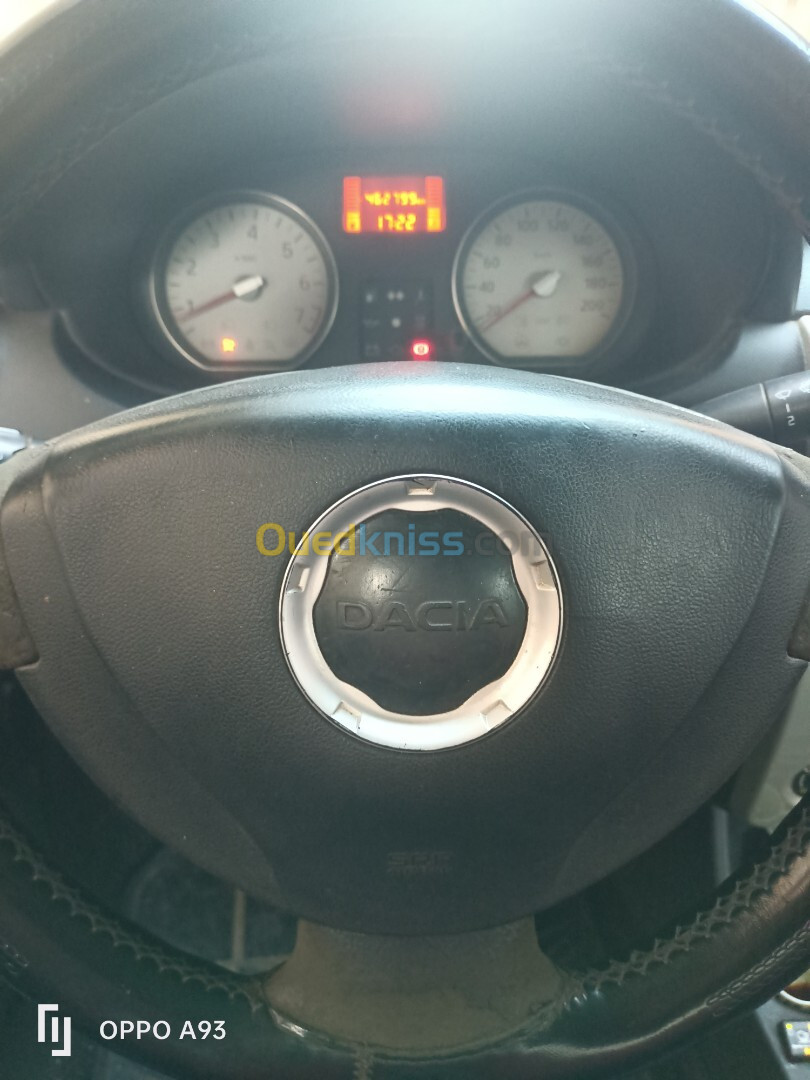 Dacia Logan 2012 L tout