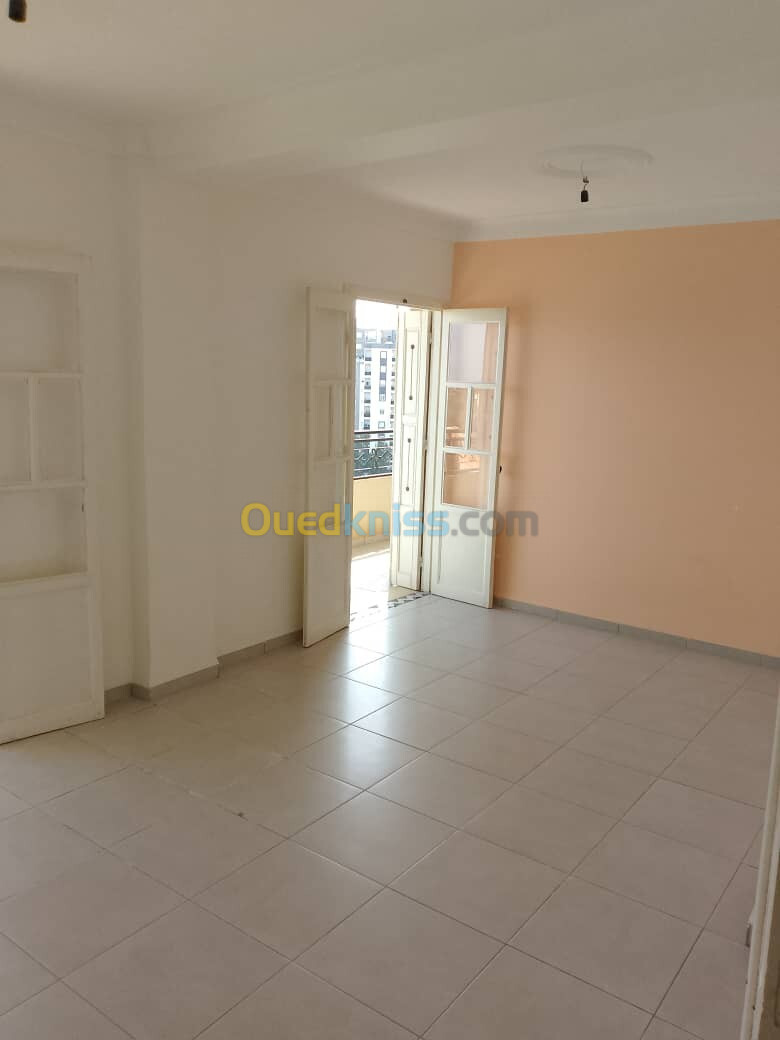 Location Appartement F3 Tipaza Kolea