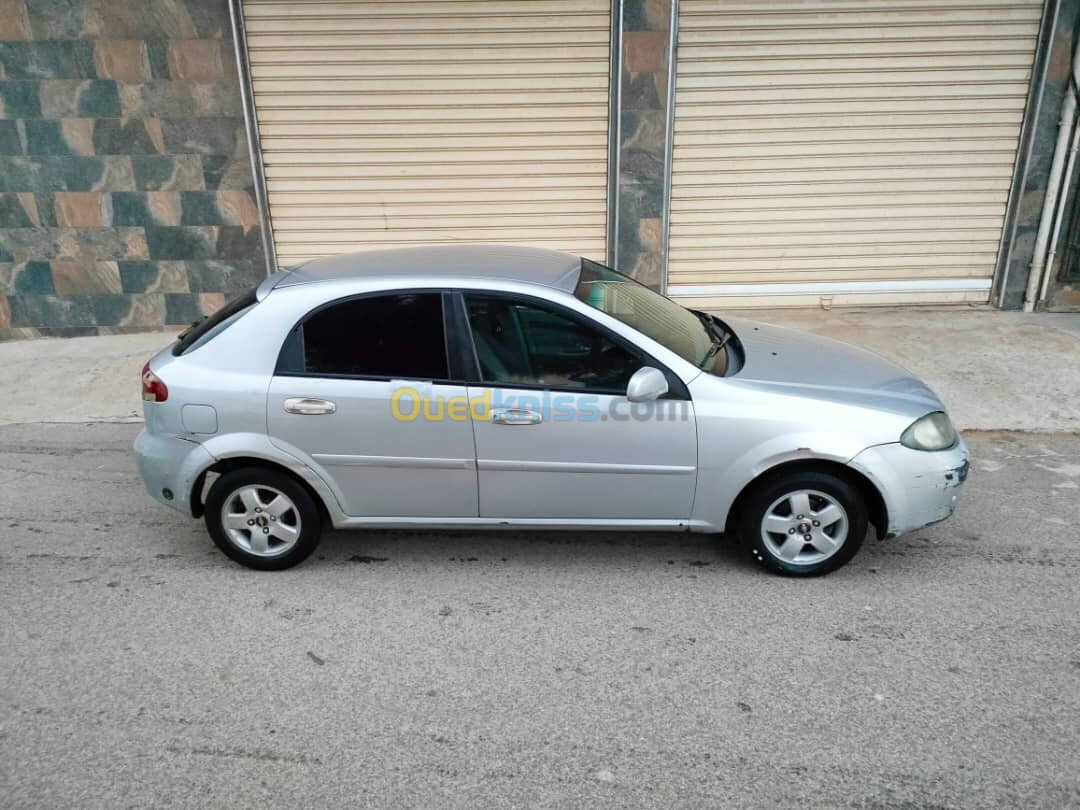 Chevrolet Optra 5 portes 2007 Coupé