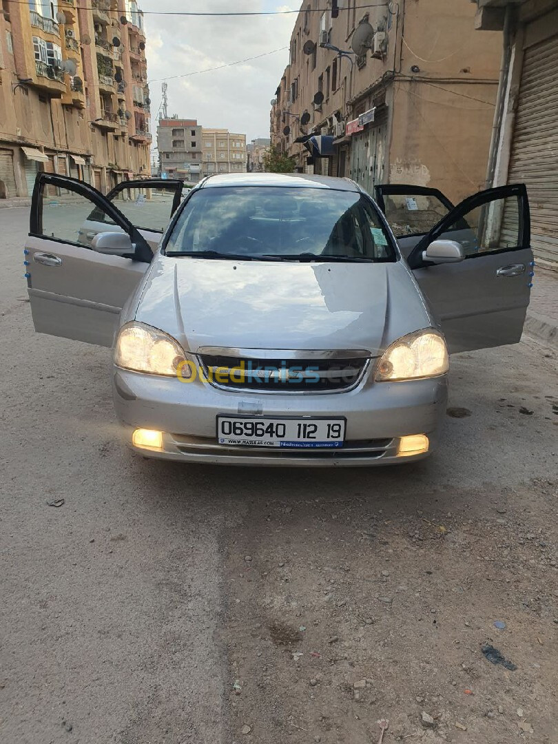 Chevrolet Optra 5 portes 2012 