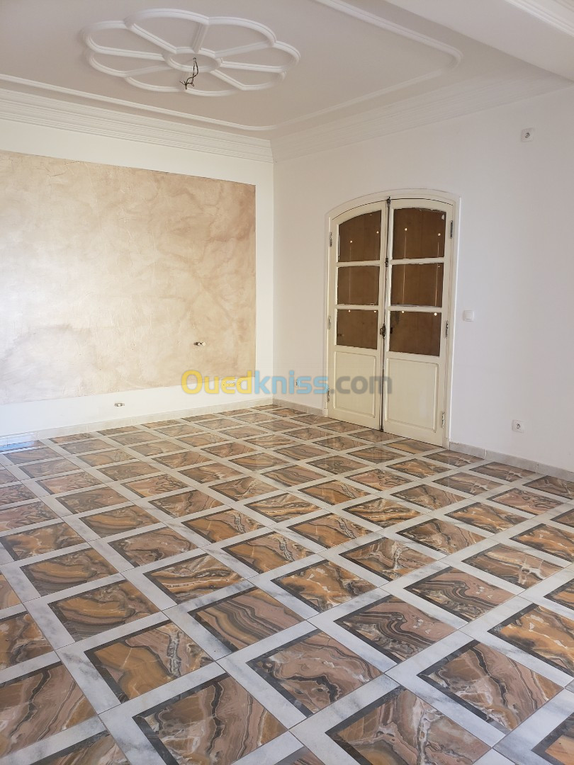 Location Appartement F4 Alger Bordj el kiffan