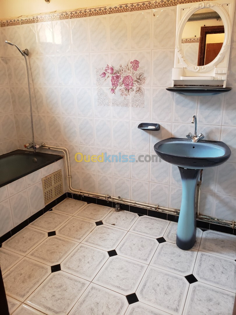 Location Niveau De Villa F2 Alger Bordj el kiffan