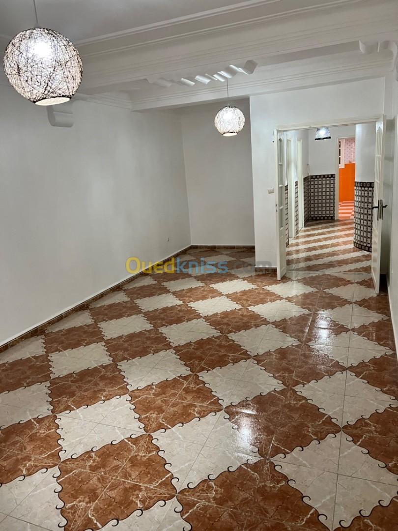 Location Appartement F3 Alger Draria