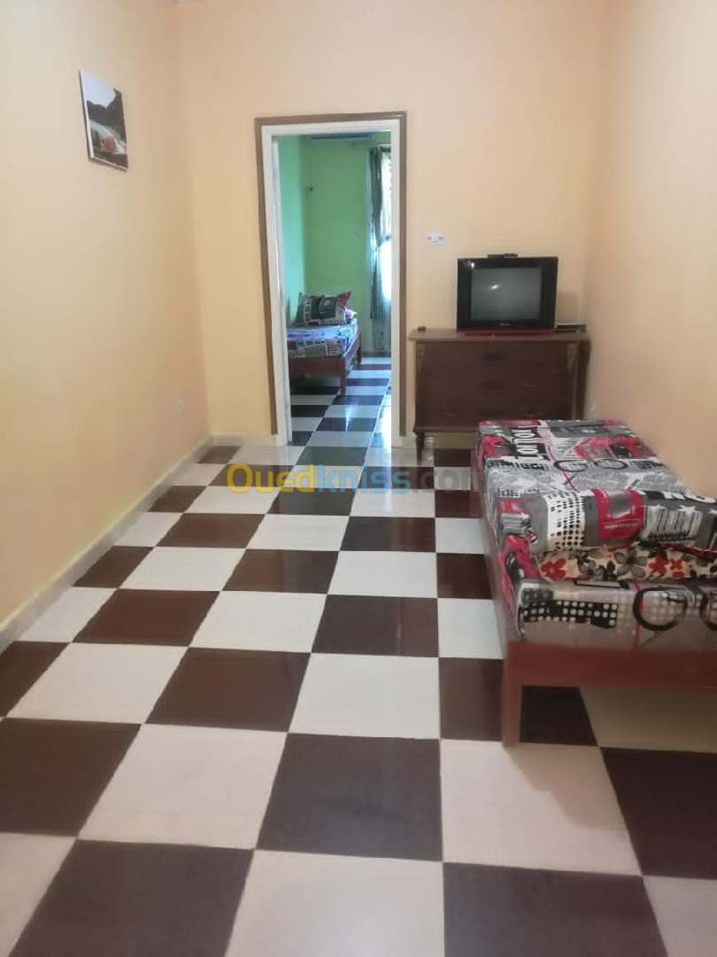 Location vacances Appartement F3 Jijel Ziama mansouriah