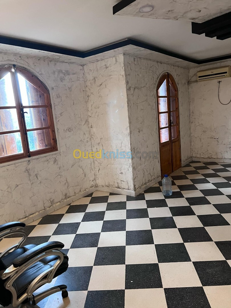 Location Appartement F4 Skikda Ain kechra