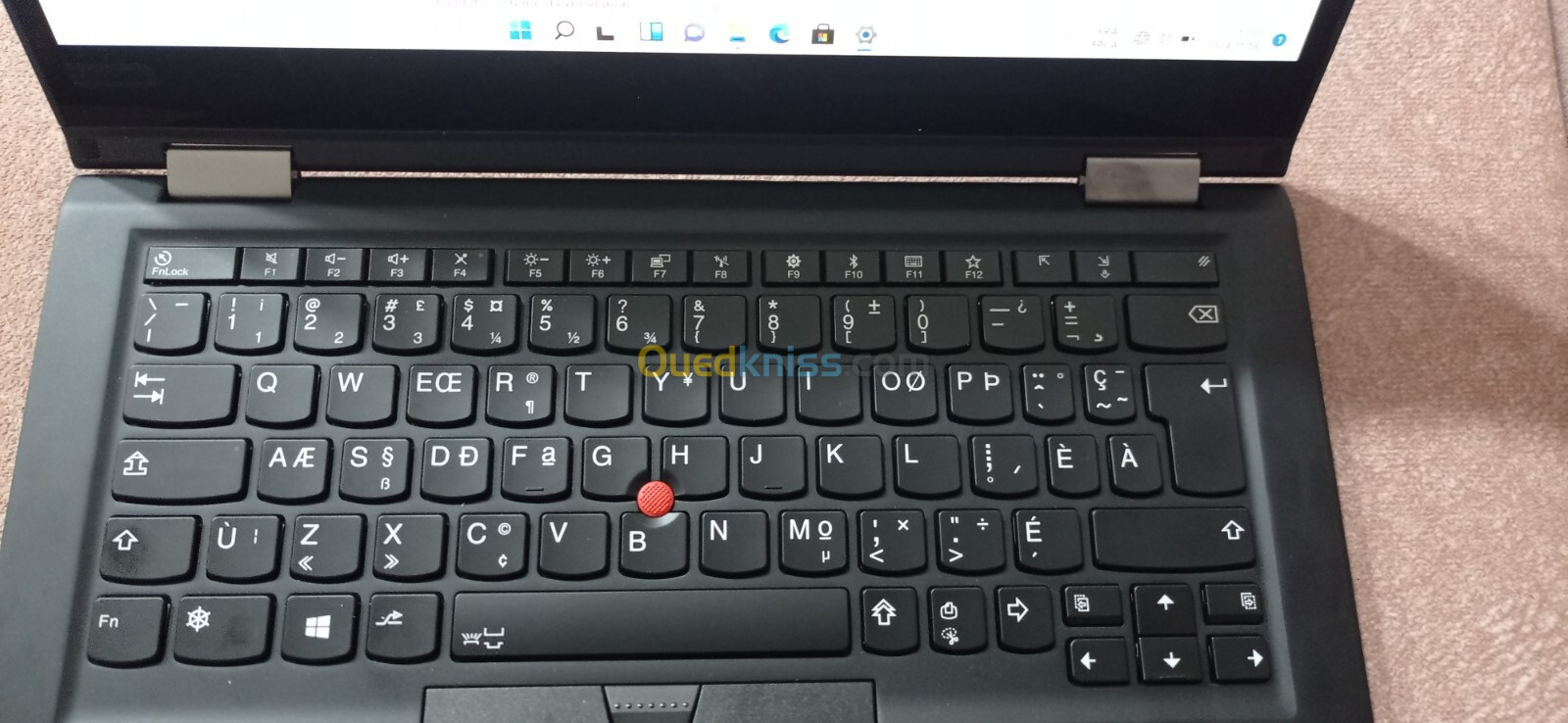 Lenovo thinkpad i5 x yoga