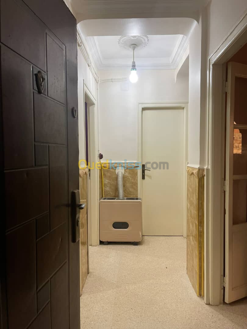 Location Appartement F3 Alger Zeralda